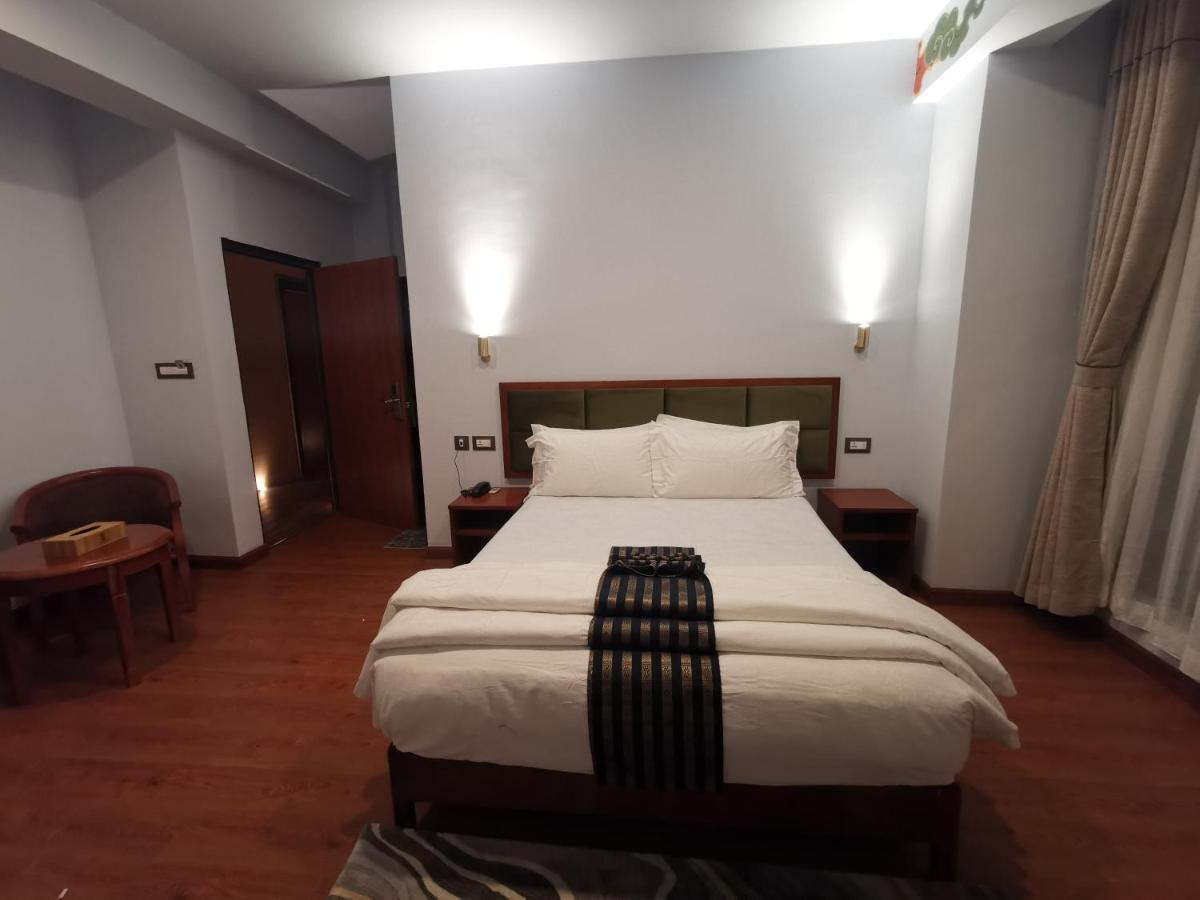 Ludrong Hotel Timpu Kültér fotó