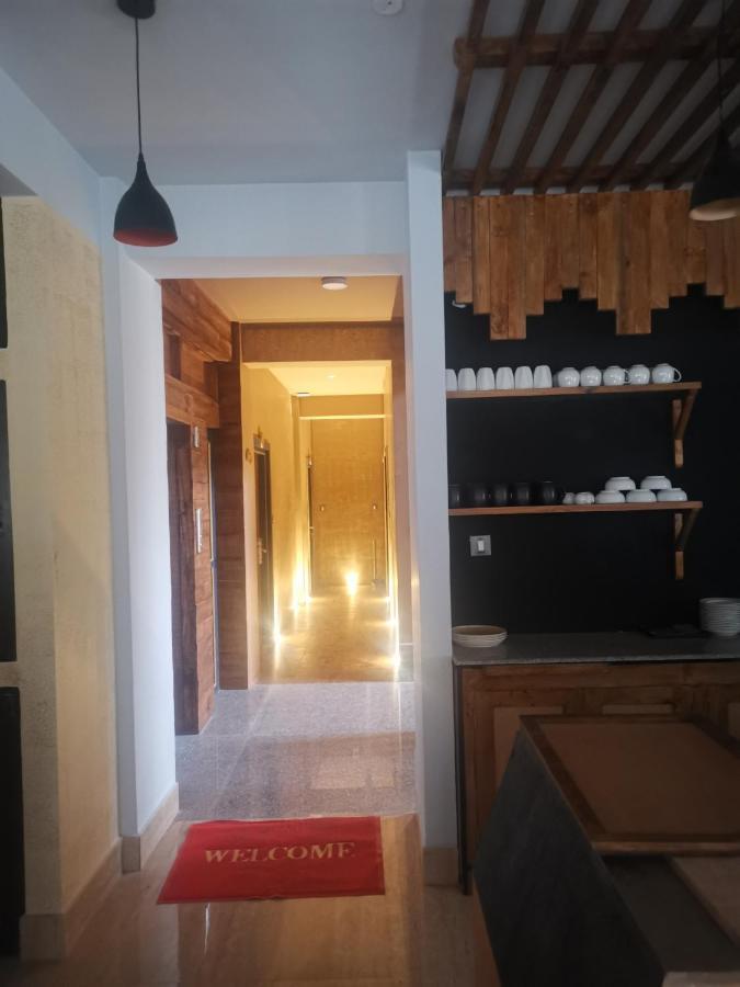 Ludrong Hotel Timpu Kültér fotó